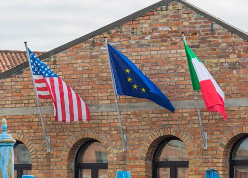 Commercial Flagpoles