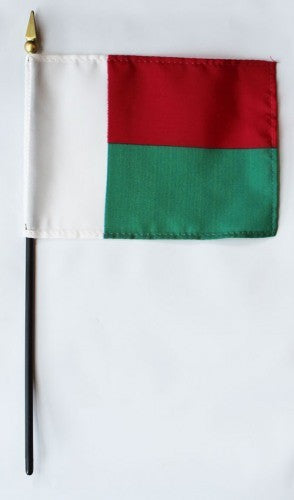 Banderas de palo montadas de Madagascar de 4 x 6 pulgadas