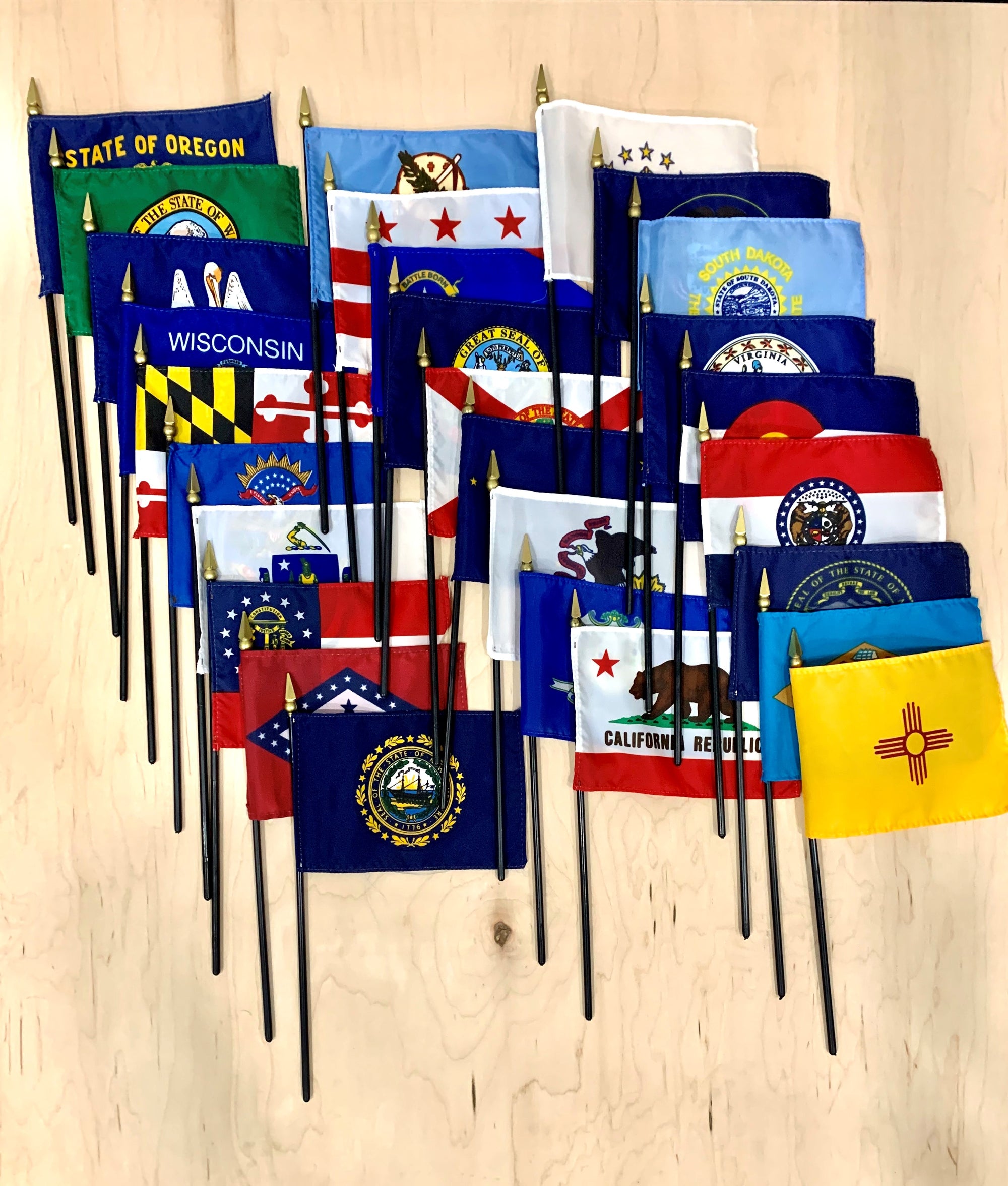 Juego completo de 50 banderas estatales de EE. UU. Bandera de palo de 4x6 pulgadas